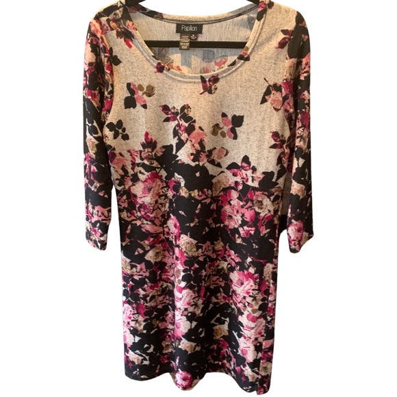 Papillon ¾” Sleeve Dress - Picture 1 of 4